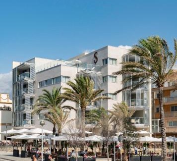 Les Meravelles Apartment | Relax at Pure Salt Residences with Oceanfront Pool Access