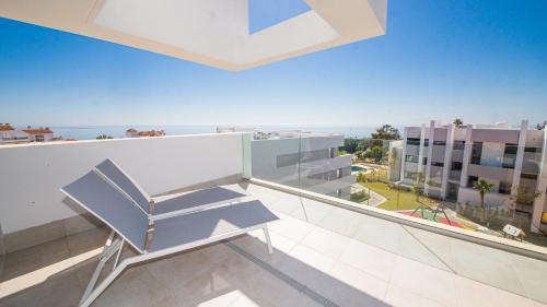 Puerto de la Duquesa Apartment | Relaxing Stay at Pure South 62B with Pool & Family Fun