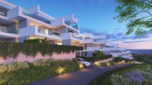 Alcorrin Apartment | Inviting Pure South Residence with Oceanfront Views