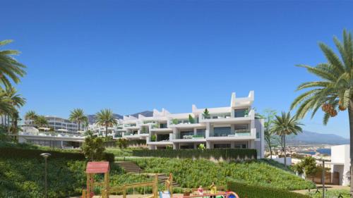 Alcorrin Apartment | Inviting Pure South Residence with Oceanfront Views
