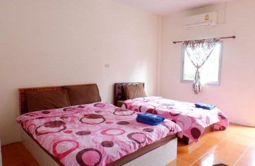 Pluak Daeng Hotel | Family-Friendly Getaway at Purinplace Hotel