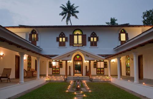 Muhamma Resort | Relax at Purity by Lake Vembanad: 4-Star Comfort Awaits