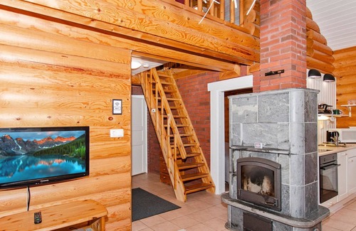 Koli National Park House | Relaxing Lake View Retreat at Purnutar by Interhome