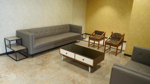 Surat Hotel | Discover Purple Beds by VITS - Family-Friendly in Surat