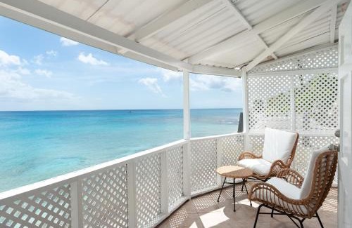 Little Battaleys Villa | Beachfront Bliss at Purple Rain - 4-Star Holiday Home