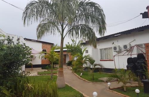 Kafue Cabin | Cozy Purview Lodge: Pet-Friendly Stay with Breakfast Included