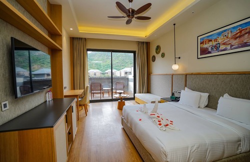 Bijaynagar Hotel | Indulge in Comfort at Pushkara Resort And Spa