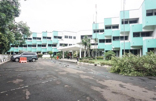 South Tangerang Hotel | Ideal Family Stay at Puspiptek Residence Syariah Mitra