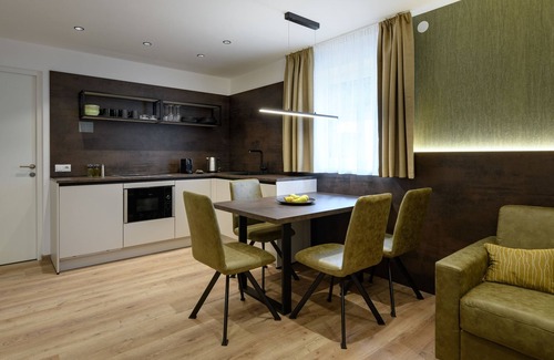 Brunico Apartment | Discover Pustrabase - Pet-Friendly Stay in Sambock Quarter