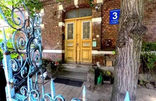 Wrzeszcz Apartment | Discover Comfort at Puszkina 3 Suite for Every Traveler