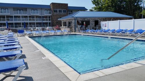Put-in-Bay House | Waterfront Condo #210 in Put-in-Bay - 10/10 Guest Rated!