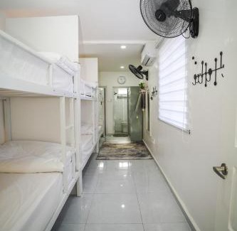Rantau Panjang Hostel | Budget-Friendly Stay at Putih Hostel with Kitchen Access