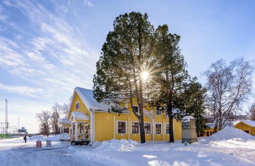 Kemi Hotel | Discover Putiikkihotelli Kemi 1932: Family-Friendly Getaway