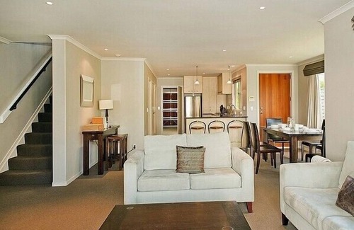 Pauanui Cottage | Relax at Putt it at Pauanui - Family-Friendly Oceanfront Home