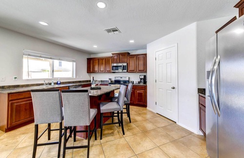 Copper Basin House | Inviting Arizona Home with Pool & Spa Near San Tan Mtn