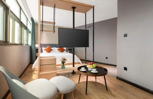Buji Hotel | Puyue Hotel - Shenzhen East Railway Station Buji Metro Station