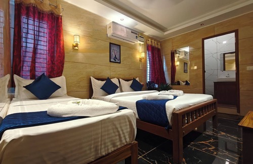 Kuilapalayam Hotel | PV Tower - Auro Beach