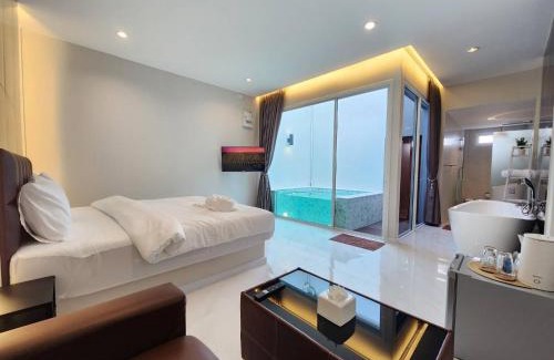 Phraek Sa Mai Hotel | Family-Friendly PVILLA with Hot Tub and Great Ratings