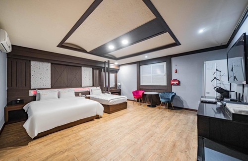 Pyeongtaek Hotel | Eco-Friendly Retreat at Pyeongtaek K Motel with Breakfast