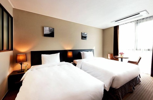 Pyeongtaek Hotel | Discover Pyeongtaek K Tree Hotel: Top-Rated Stay with Kitchen