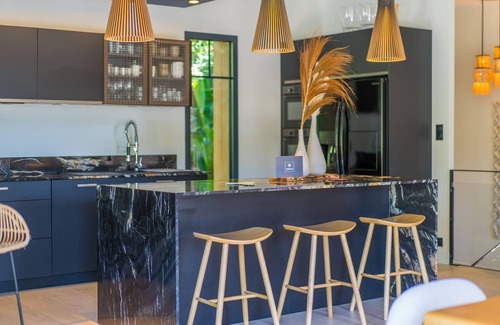 Le Moulleau Villa | Discover Pyla: Peaceful Retreat by the Oceanfront