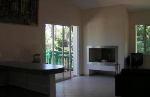 Pyla-sur-Mer House | Charming Villa in Pyla Sur Mer with Ocean View & More
