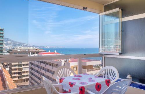 Fuengirola City Centre Apartment | Comfortable Pyr Aparthotel Studio with Pool and Family Amenities