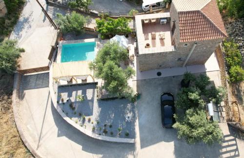 Gythio House | Family-Friendly Getaway at Pyrgos 1869 with High Ratings