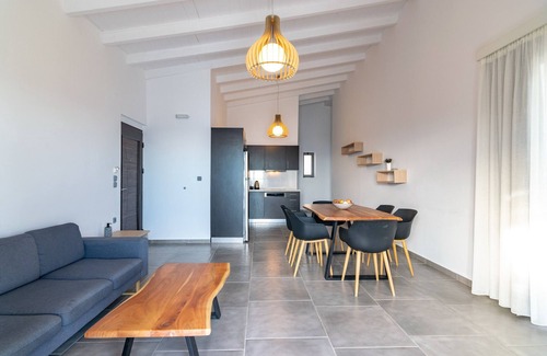 Agios Vasileios Villa | Stunning Pyrgos Villa 3: Sea View & Private Pool Retreat
