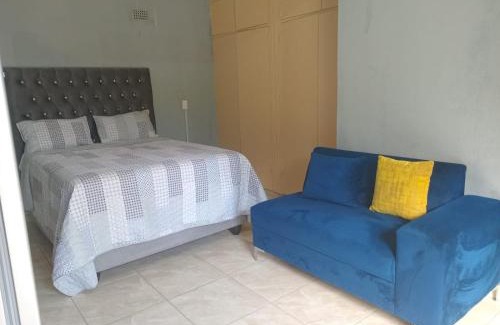 Rustenburg House | Affordable Family Retreat at Pythons Guest Lodge
