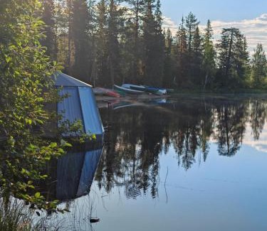 Syote Apartment | Experience Pytkyn Kämppä: Oceanfront Escape with Top Ratings