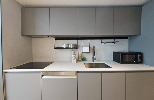 COEX Apartment | Q 3 bed clean apartment COEX 3min