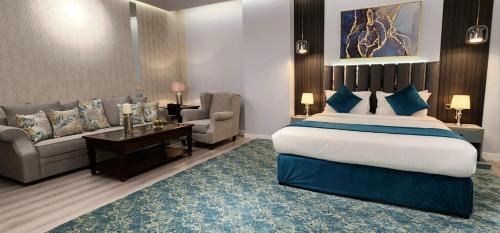 Khamis Mushait Hotel | Discover Qasr Al Sahab: 4-Star Family-Friendly Retreat