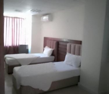 Aqaba House | Pet-Friendly Qasr Aldhiyafa: Family Suites with Kitchenette
