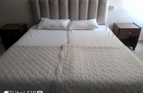 Aqaba House | Pet-Friendly Qasr Aldhiyafa: Family Suites with Kitchenette