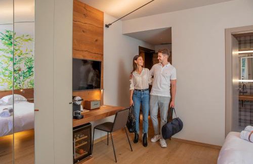 San Pellegrino Terme Hotel | Relaxing QC Room San Pellegrino with Spa & Breakfast