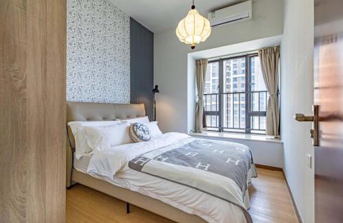 Pazhou Residential District Hotel | Qianyue Mansion Canton fair - Free Guangzhou Baiyun Airport Pick-up Service