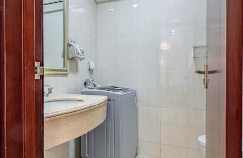 Pazhou Residential District Hotel | Qianyue Mansion Canton fair - Free Guangzhou Baiyun Airport Pick-up Service