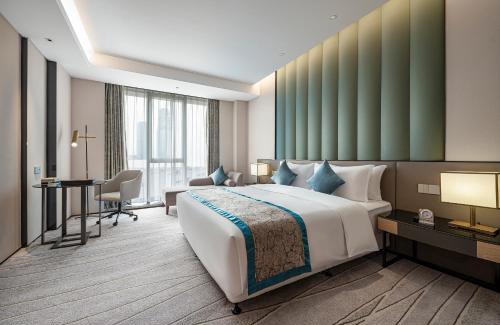 Shuangliu District Hotel | Discover Qin Huang Yong An Boutique Hotel: Family-Friendly Retreat