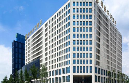 Shuangliu District Hotel | Discover Qin Huang Yong An Hotel: Family-Friendly Stay