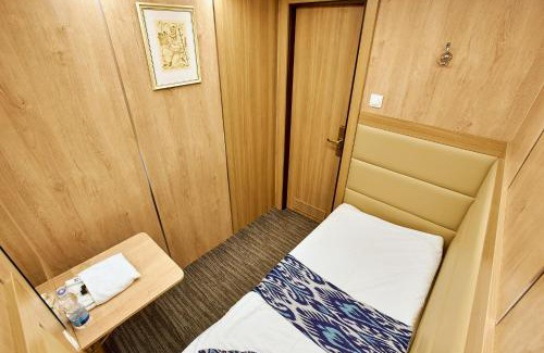 Tashkent Hotel | Relax at KHAMSA Tashkent Airport Hotel: Transit Sleep Lounge
