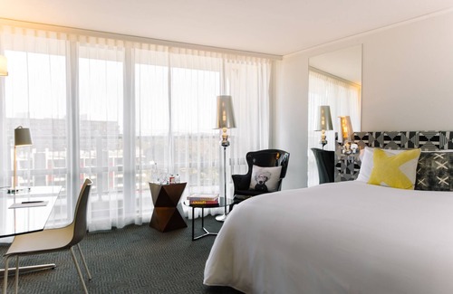 City West Hotel | Explore QT Canberra: 4-Star Comfort with Spa & Dining
