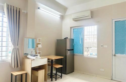 Tu Liem House | Pet-Friendly Retreat with Pool and Restaurant at Nhatro Dong Me