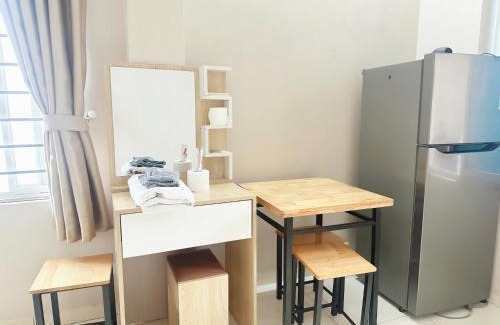 Tu Liem House | Pet-Friendly Retreat with Pool and Restaurant at Nhatro Dong Me