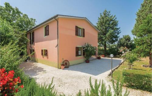 Acquasparta House | Experience Quadrifoglio: Family-Friendly with Pool Access