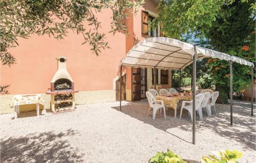 Acquasparta House | Experience Quadrifoglio: Family-Friendly with Pool Access