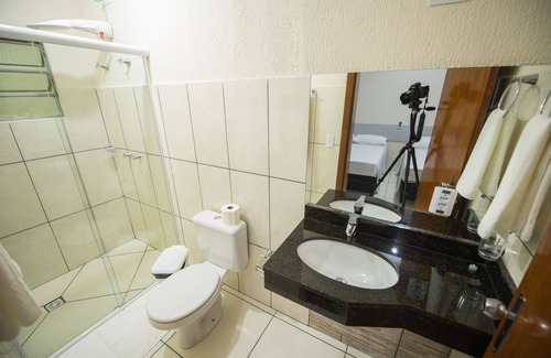 Foz do Iguacu City Centre Apartment | Cozy Quadruple Double with Spa & Breakfast Included