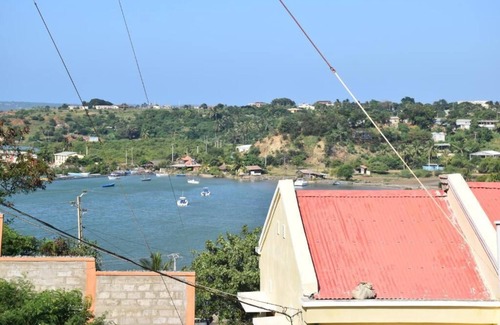 Antsiranana Hotel | Comfortable Quadruple Room with Private Bathroom for Families
