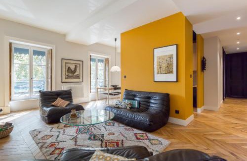Griffon - Royale Apartment | Quai-Royale: Family-Friendly Retreat with Great Reviews