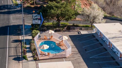 Kanab Hotel | Top-Rated Quail Park Lodge with Oceanfront Pool Access